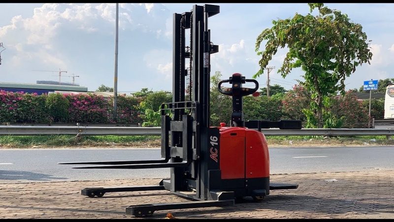 Xe nâng tay điện chân rộng Heli CTD16