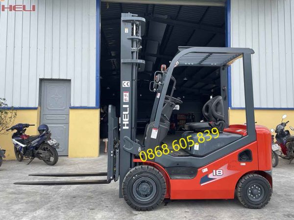 xe nâng dầu Heli 1.8 tấn động cơ Nhật Bản