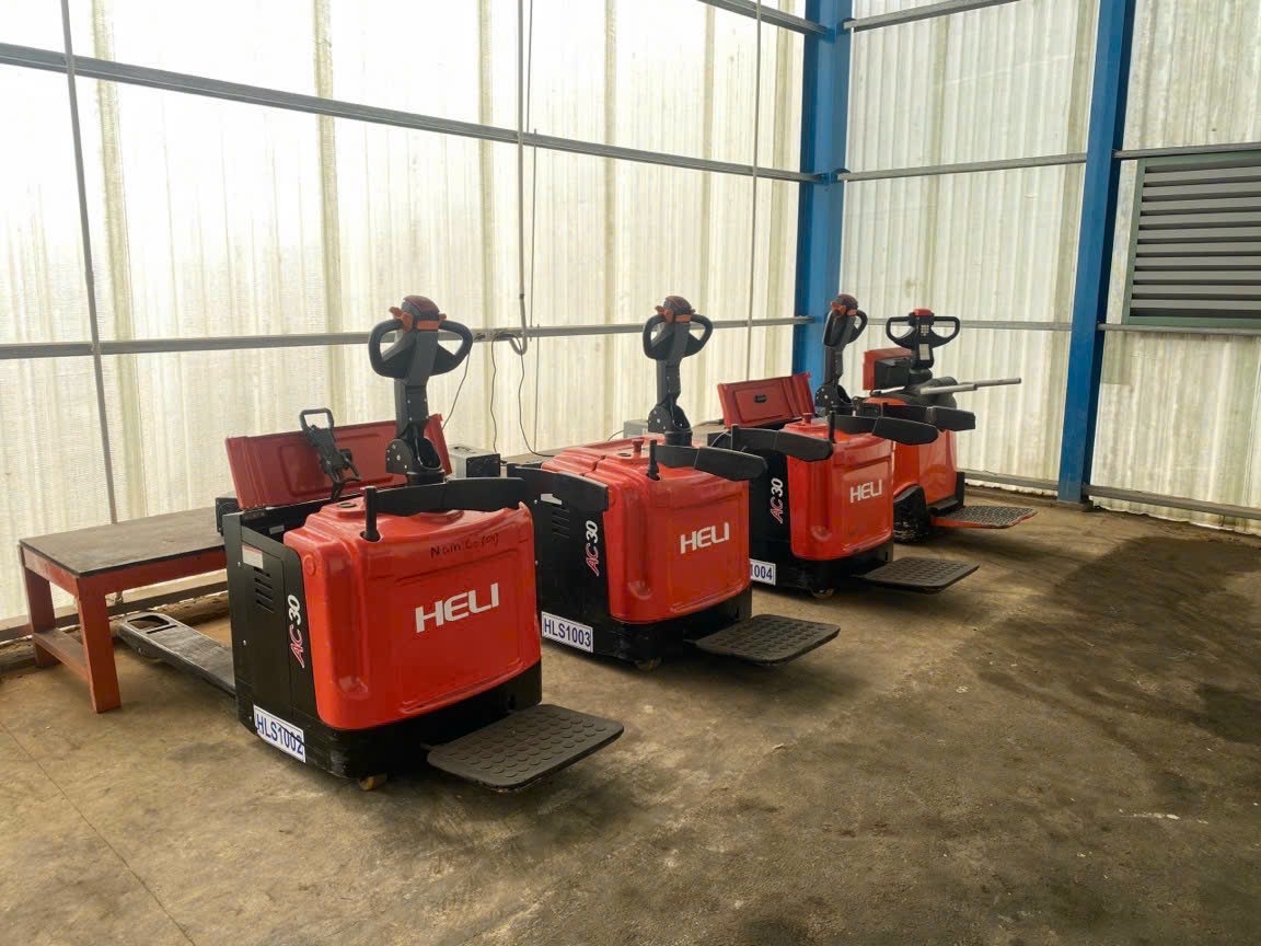 Xe nâng Heli 24h