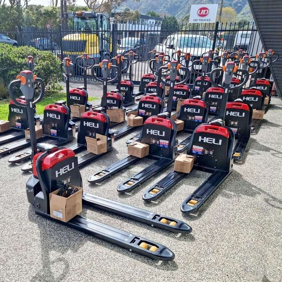 Xe nâng Heli 24h